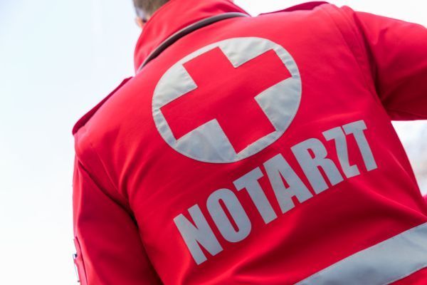 Elf Verletzte bei Reisebusunfall in NÖ